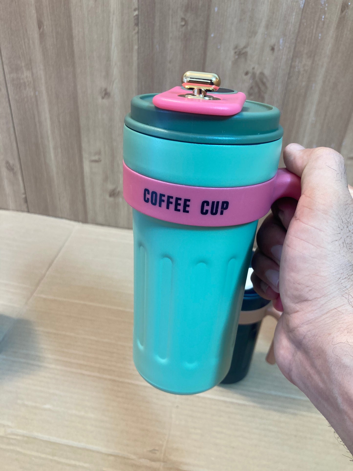 Stainless Steel Vacuum Coffee Mug/Tumbler With Temperature Sensor 650ml