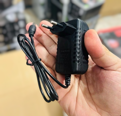 Rechargeable Handheld Mini Electric Chainsaw